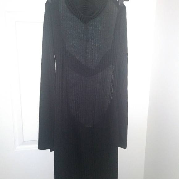 Turtle neck back out mini dress - Picture 1 of 7